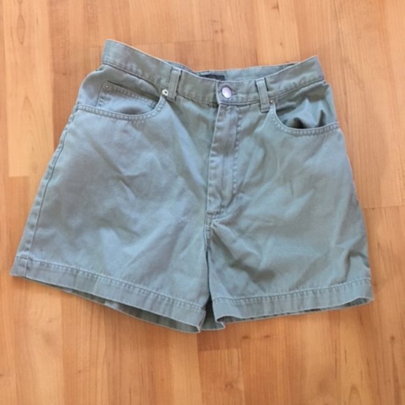 Banana Republic khaki shorts size 6 - Picture 1 of 5